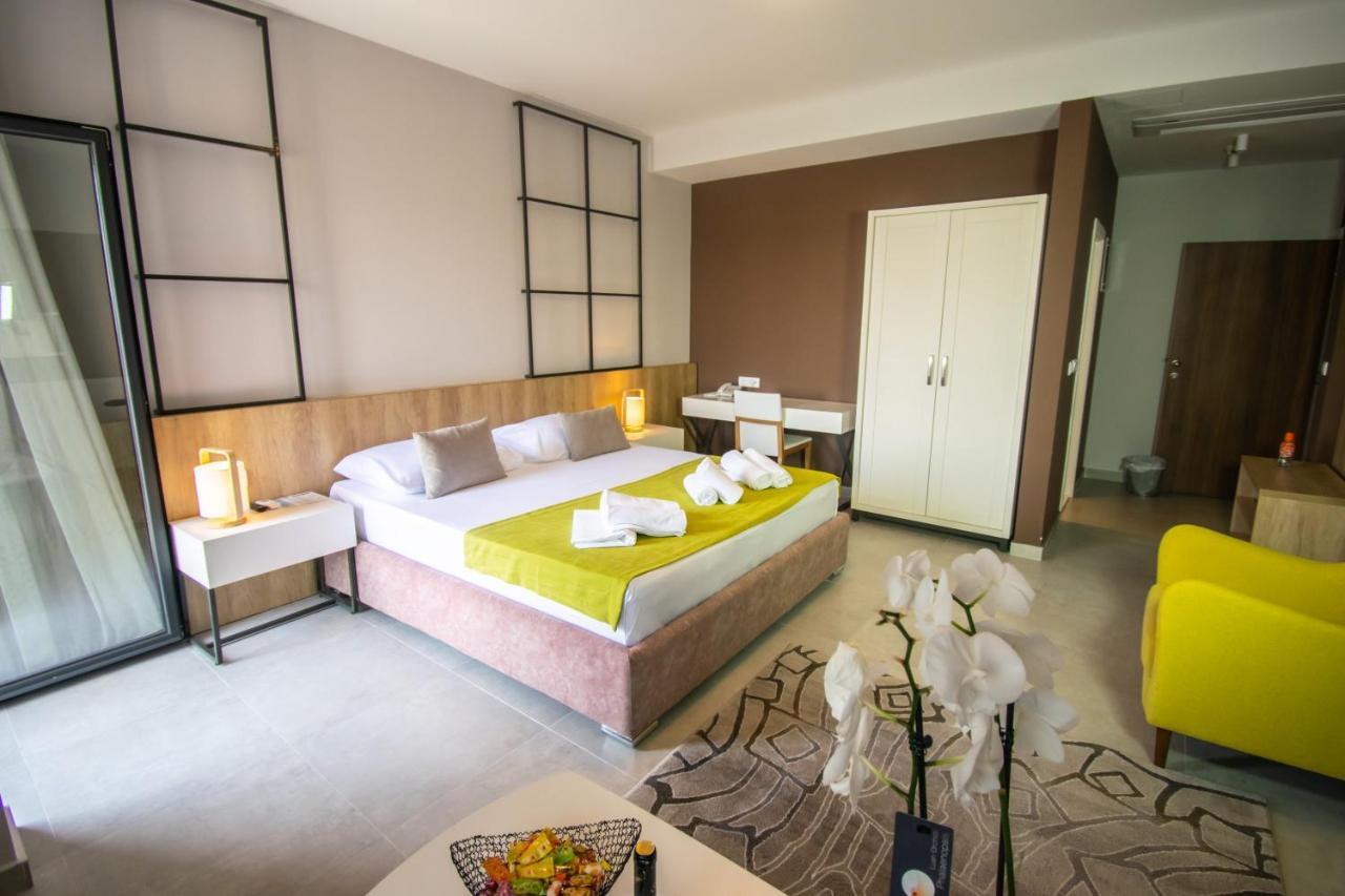 Hotel Hills 乌尔齐尼 外观 照片
