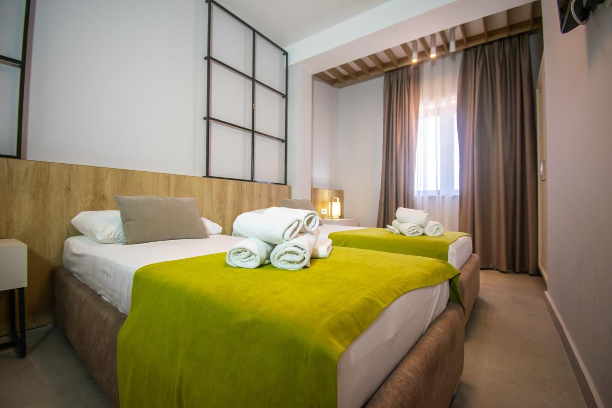 Hotel Hills 乌尔齐尼 客房 照片