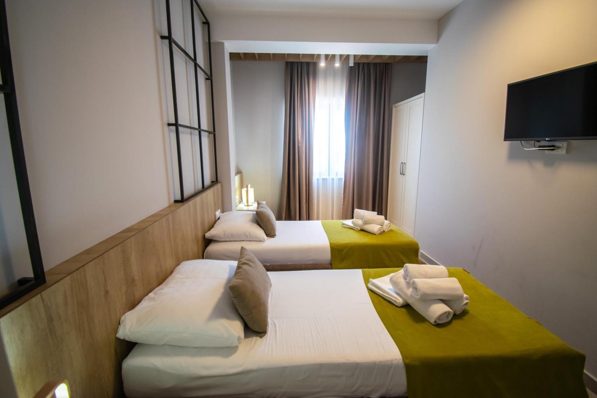 Hotel Hills 乌尔齐尼 客房 照片