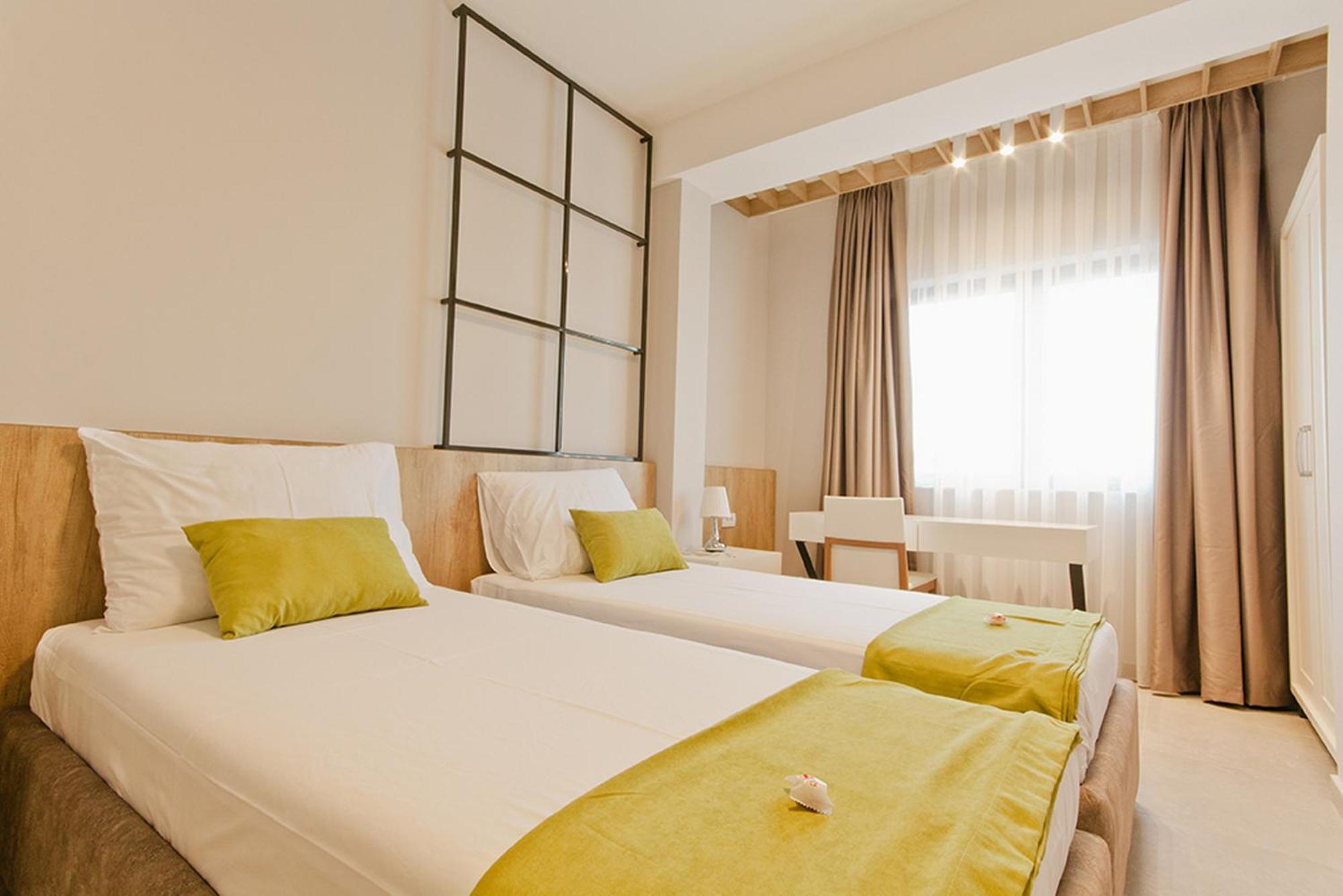 Hotel Hills 乌尔齐尼 客房 照片